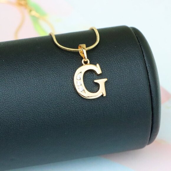 "Rose Gold Letter G Pendant with Crystals – 18K Gold Plated Charm, XPPT1356 - Picture 5 of 13